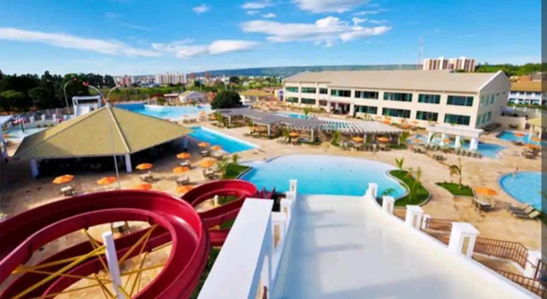Lacqua Di'Roma Parque Com Parque Aquatico Incluso Na Diaria! Roupas De Cama E Toalhas Nao Estao Disponiveis No Servico, Devem Ser Levado Pelo Hospede! Appartamento Caldas Novas Esterno foto